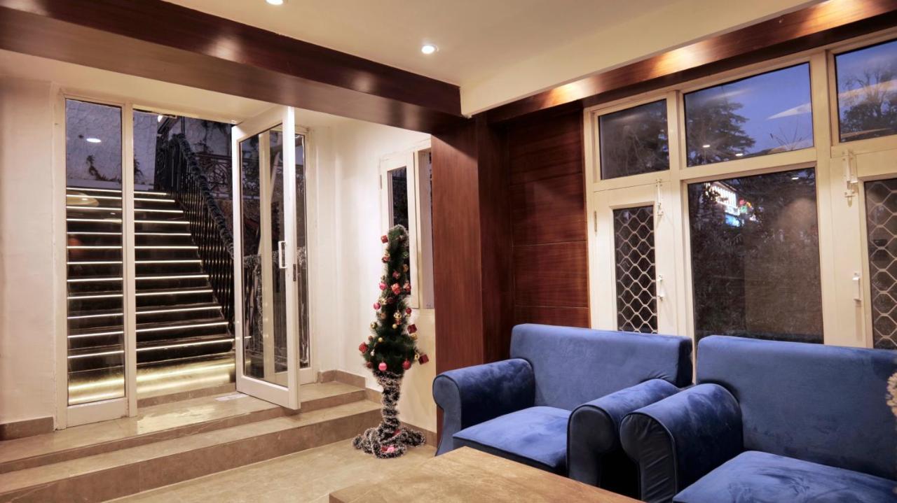 מוסורי Hotel Brite Star מראה חיצוני תמונה