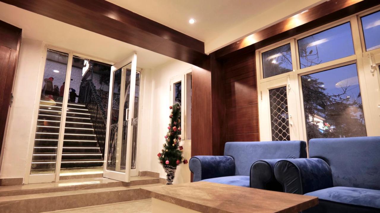 מוסורי Hotel Brite Star מראה חיצוני תמונה
