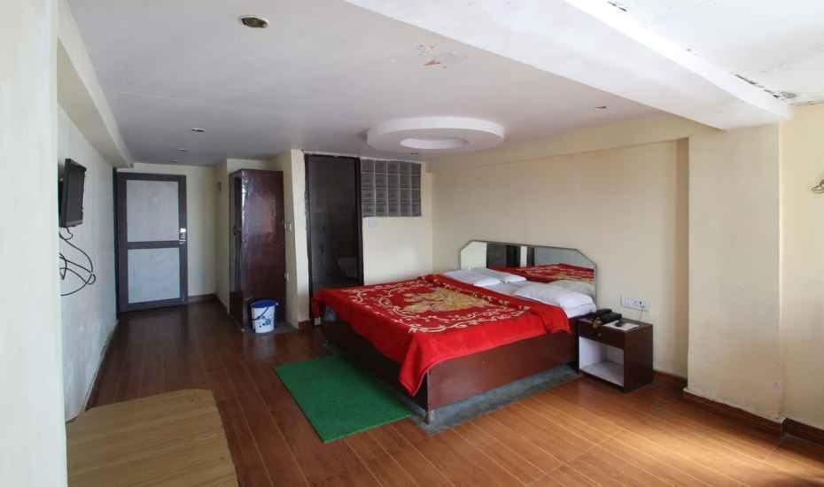 מוסורי Hotel Brite Star מראה חיצוני תמונה