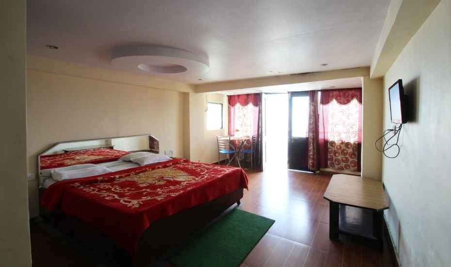 מוסורי Hotel Brite Star מראה חיצוני תמונה