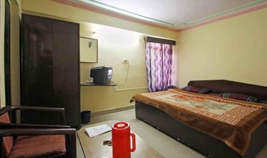 מוסורי Hotel Brite Star מראה חיצוני תמונה